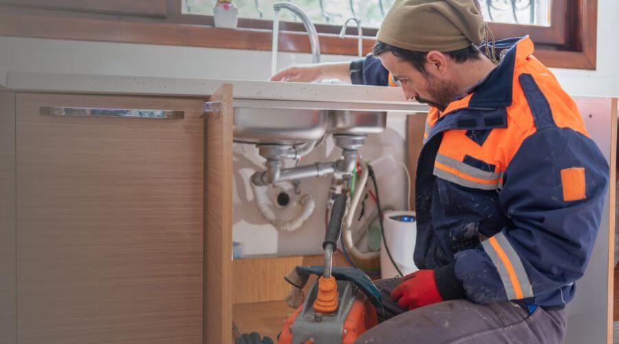 Professional septic tank pumping in Termo, CA